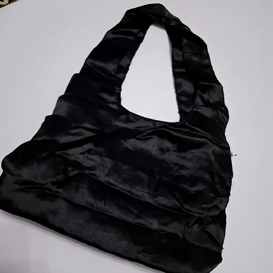 کیف ساتن منجوق دوزی