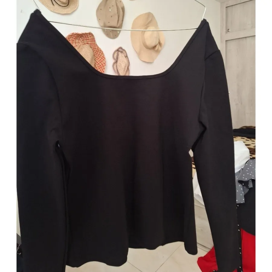 بلوز ضخیم کشی BY VERY