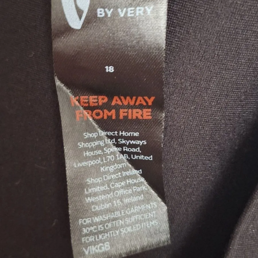 بلوز ضخیم کشی BY VERY