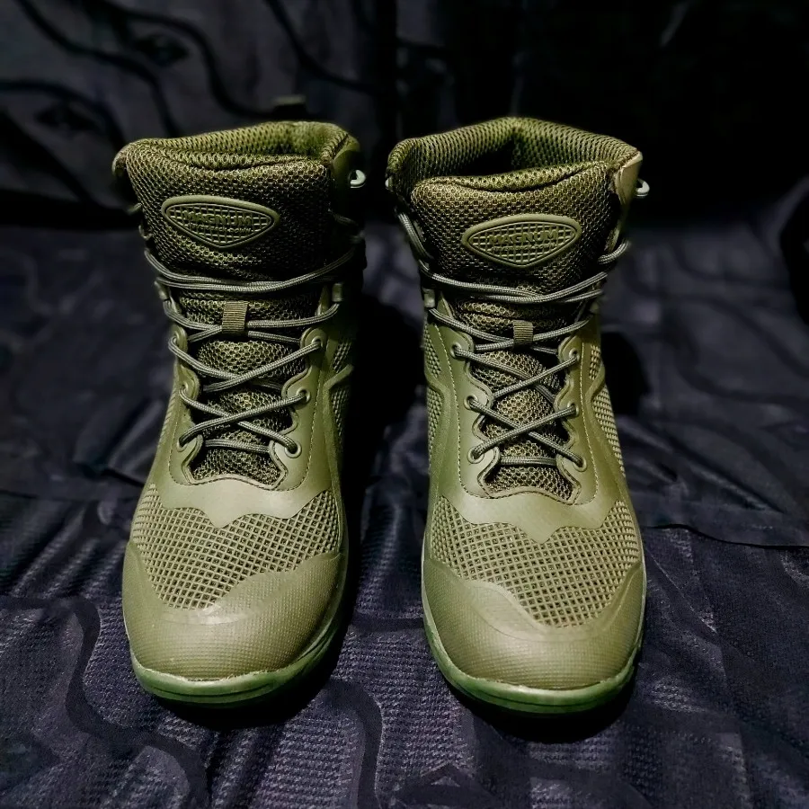 پوتین کوهنوردی Magnum