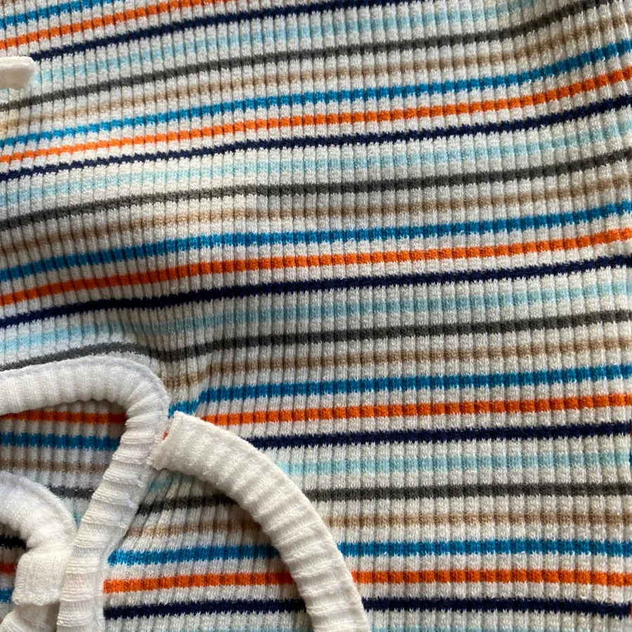 کراپ یقه خشت ضربدری