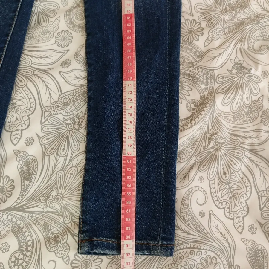 شلوار لی اسکینی