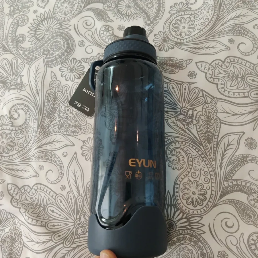 قمقمه ورزشی