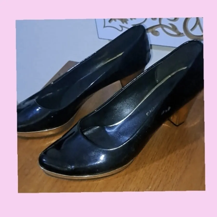 کفش زنانه مجلسی مشکی