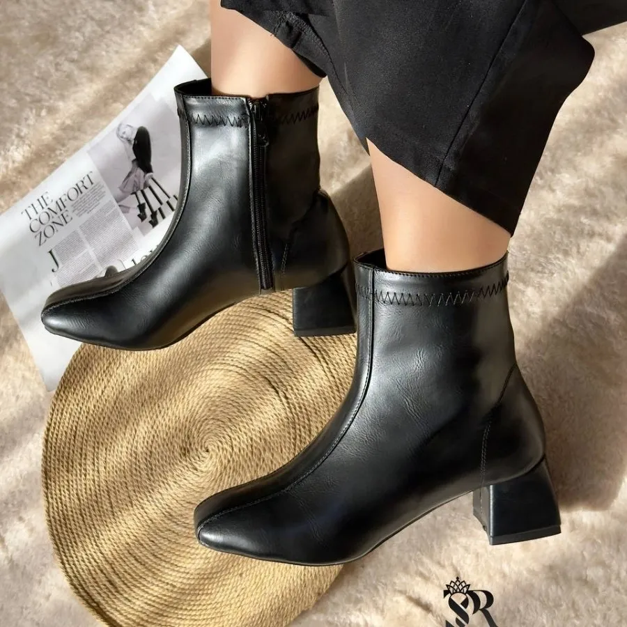 بوت مجلسی زنانه