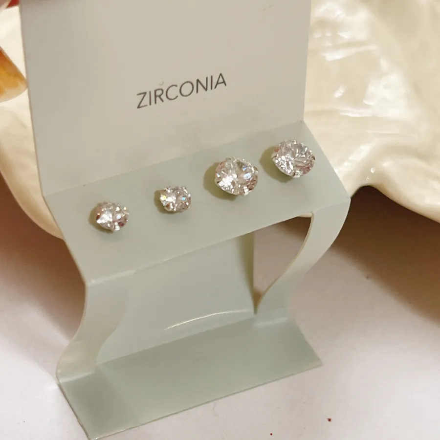 پک گوشواره نقره