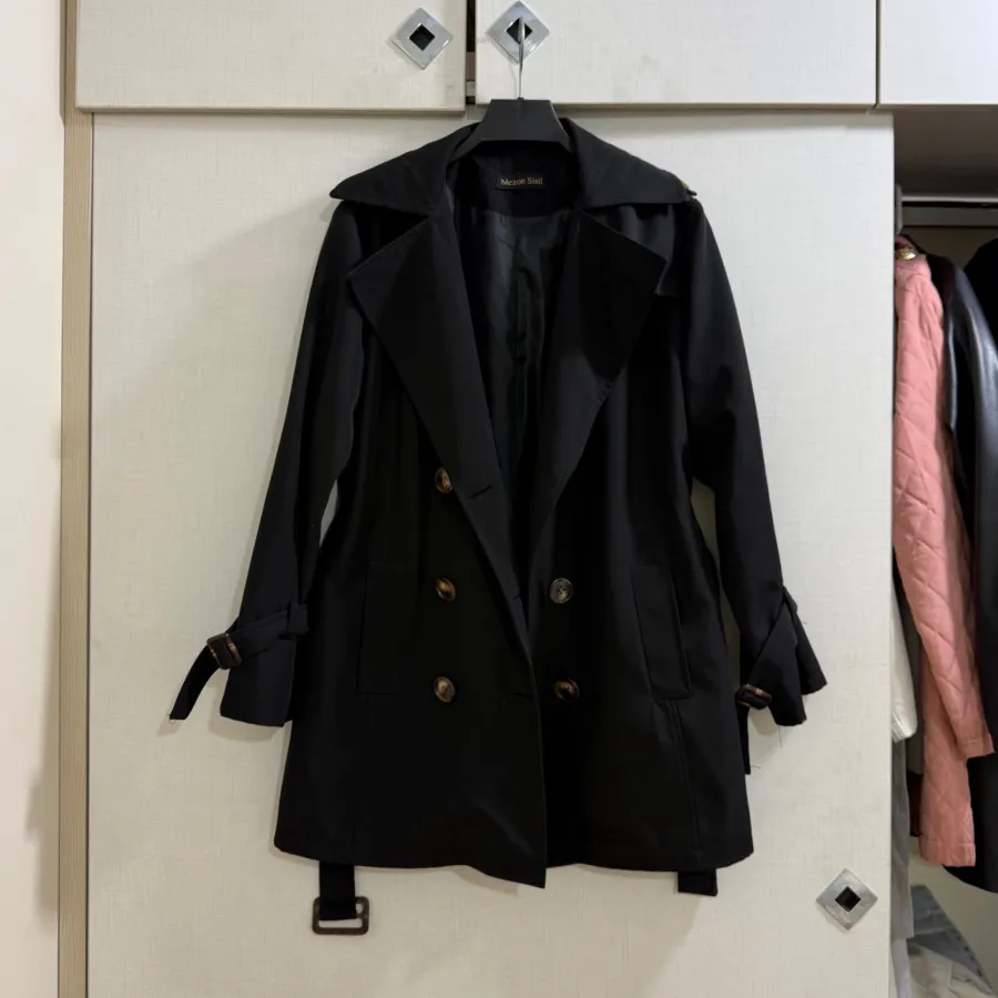 ترنج کت یا بارونی