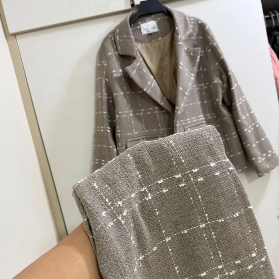 کراپ کت و‌ شلوار