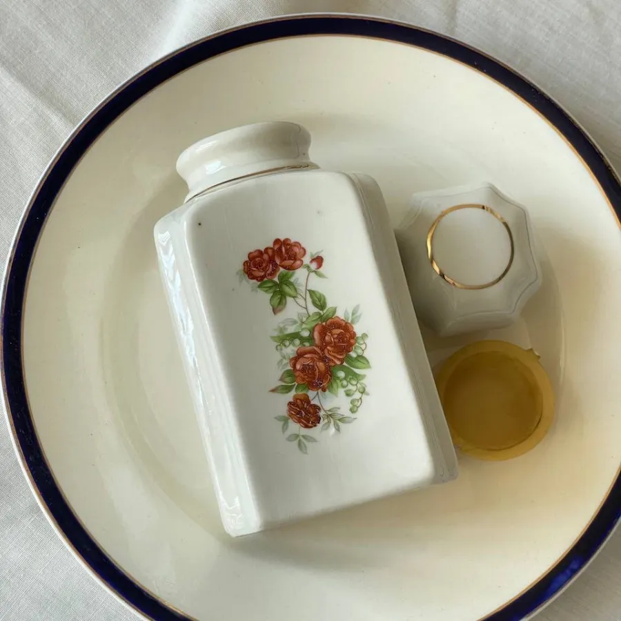 چایدان گلسرخی کمیاب