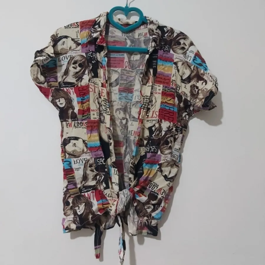 تیشرت دکمه ای گره ای