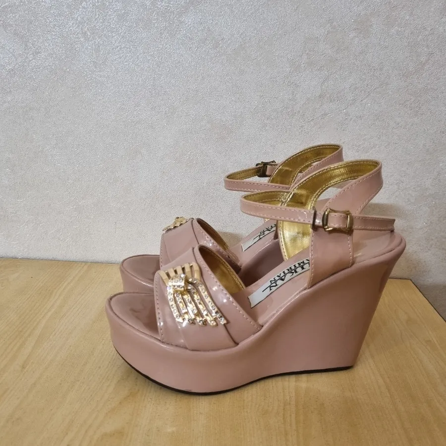 کفش مجلسی صورتی