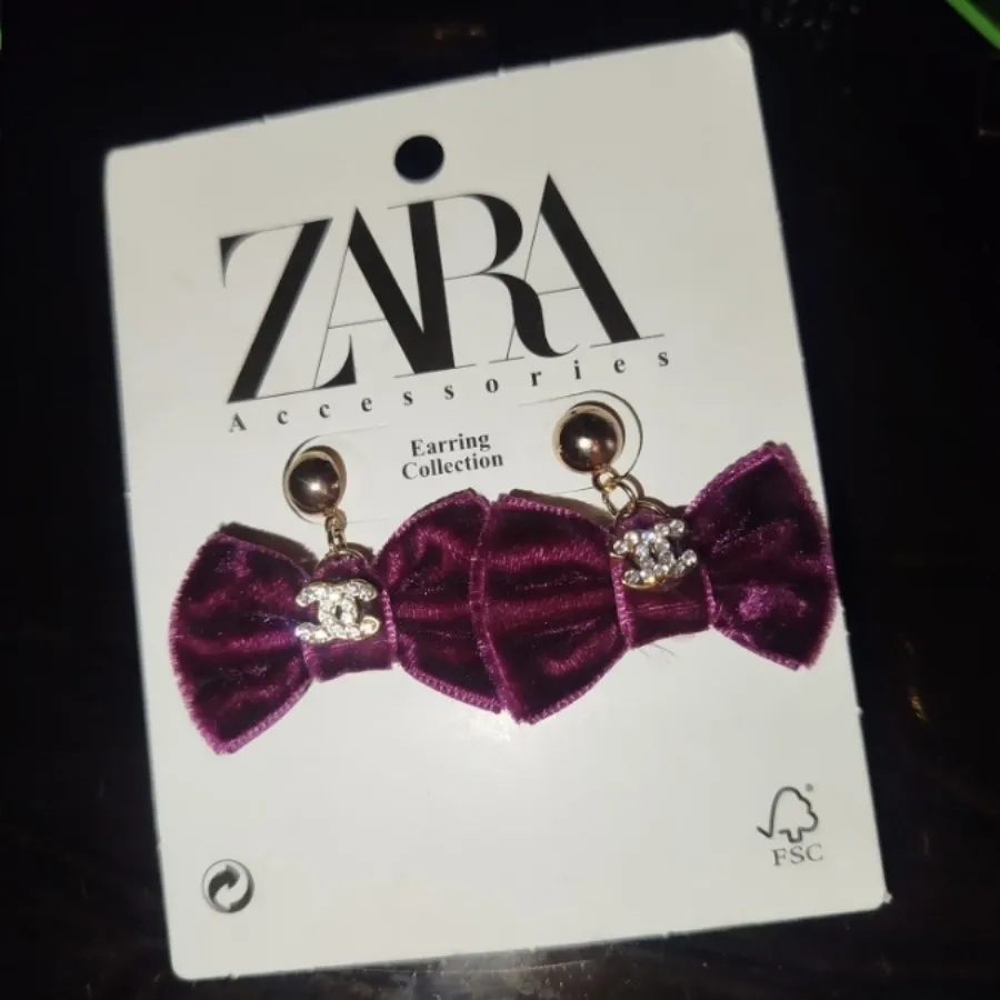 گوشواره
مارک Zara