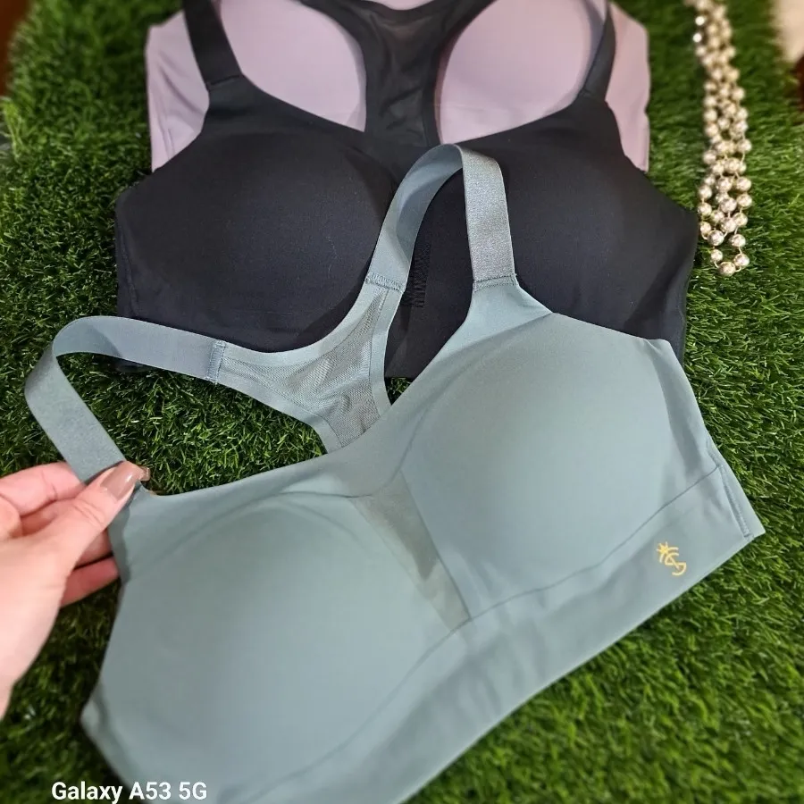 لباس زیر لاریس