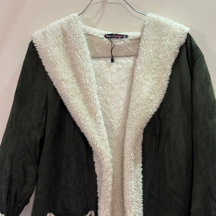 پالتو داخل خز ببعی یشمی