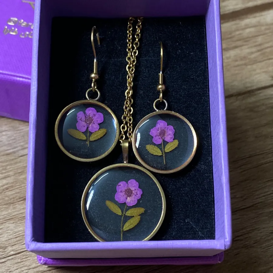 ست گل خشک رزین