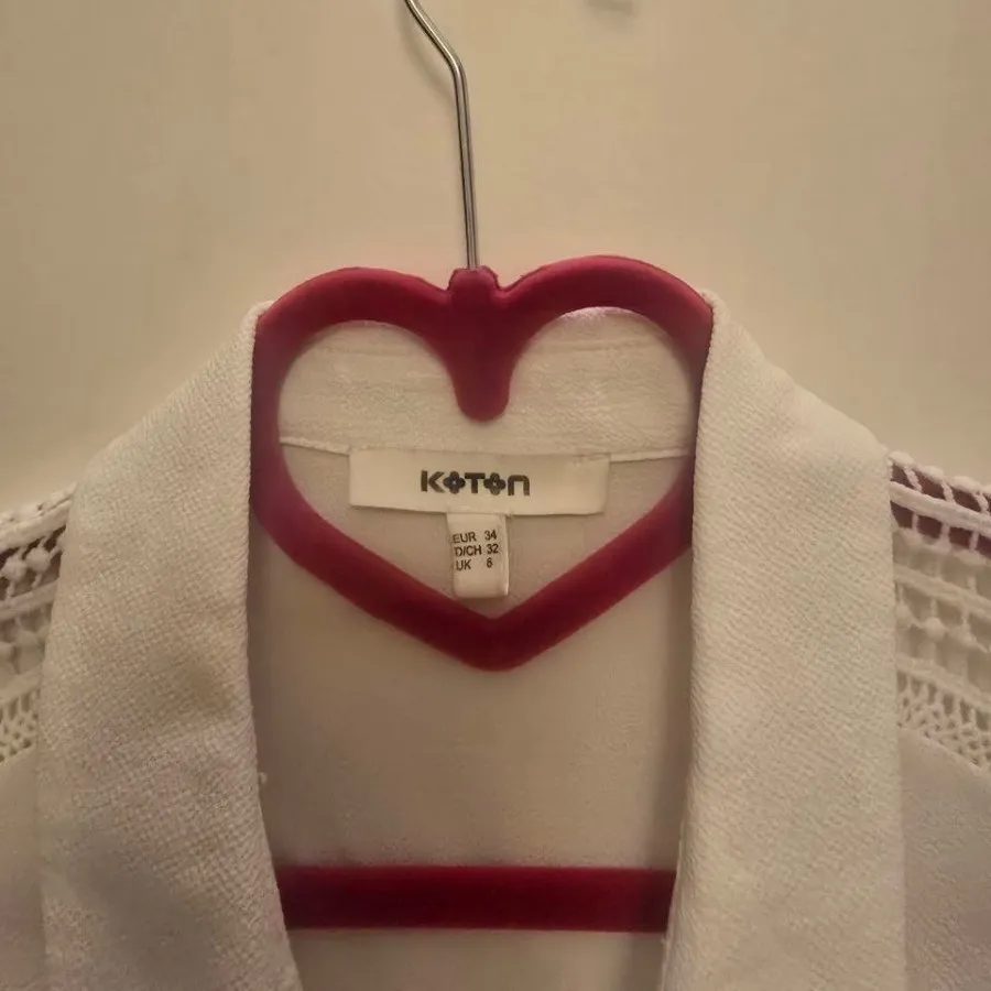 شومیز سفید کوتون