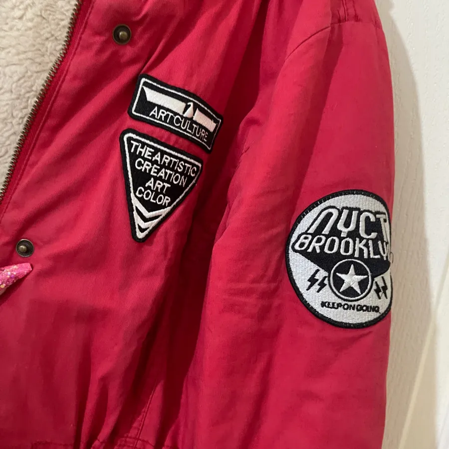 کاپشن داخل تدی