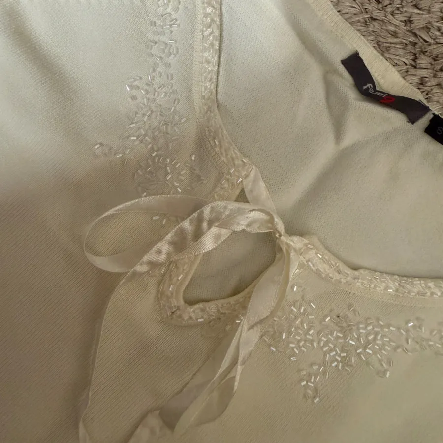 بلوز دخترانه سفید