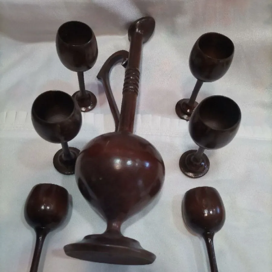 تنگ و جام چوبی