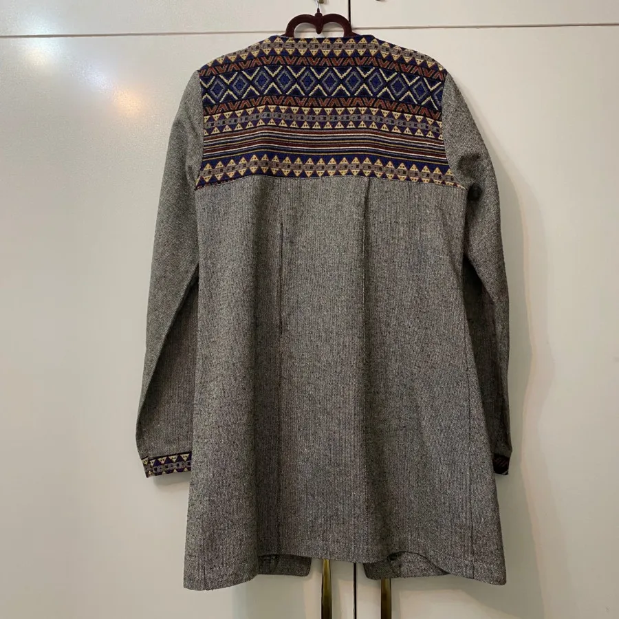 مانتو طوسی با طرح سنتی