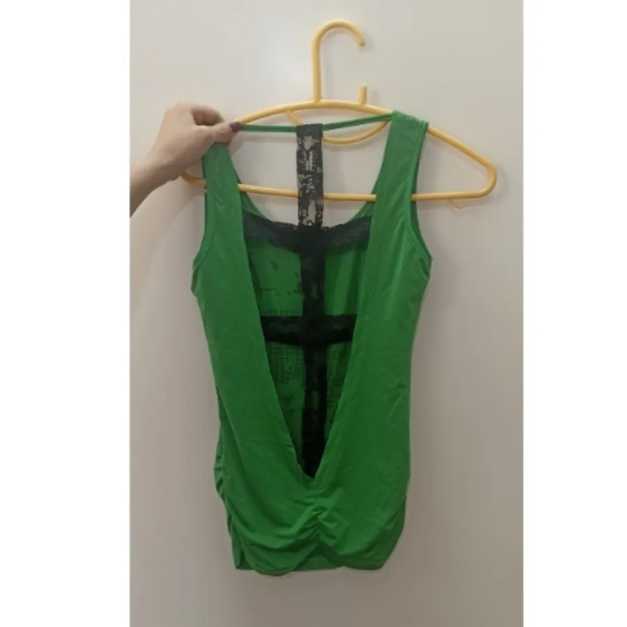 تاپ دخترانه