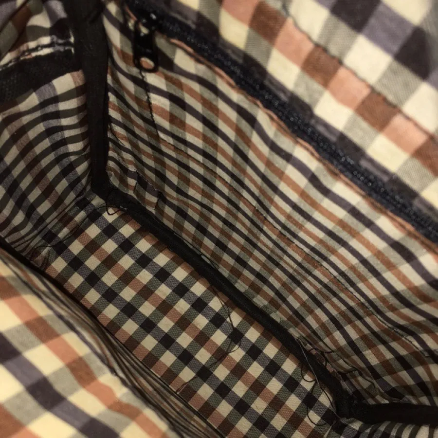 کوله مشکی مینیمال