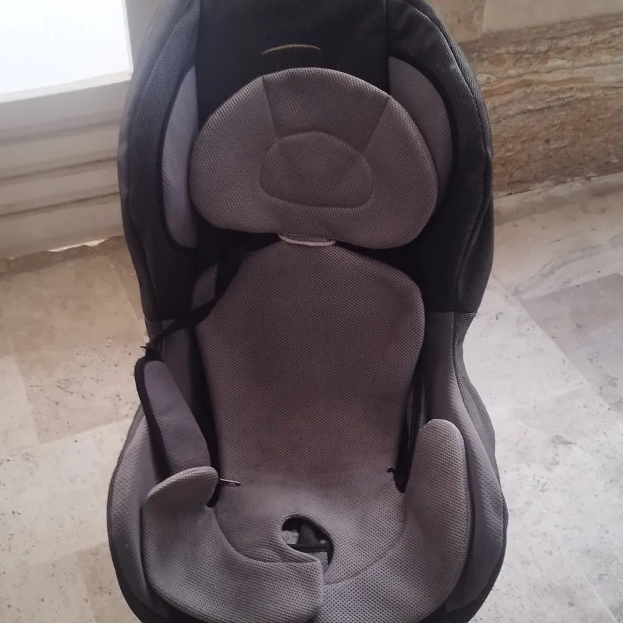 صندلی ماشین کودک