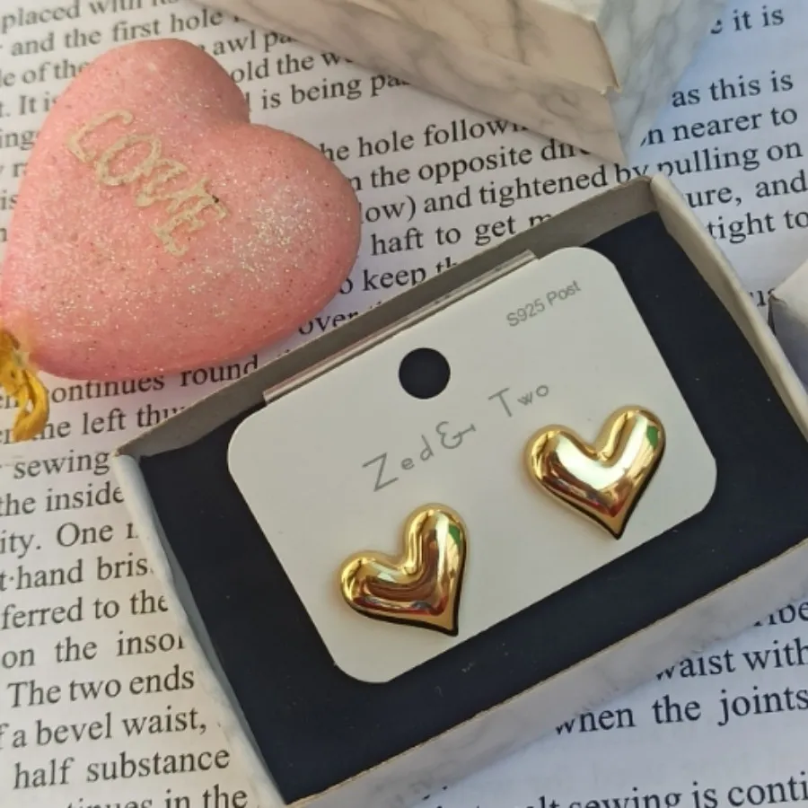 گوشواره قلب طلایی