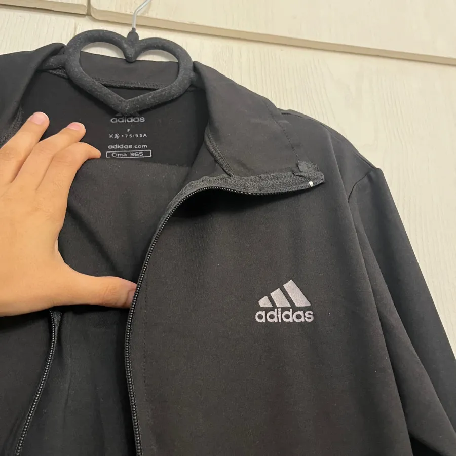 ست لگ و لباس ورزشی آدیداس