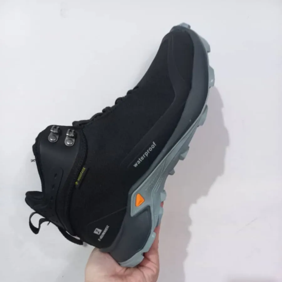 کفش اسپورت ساق بلند