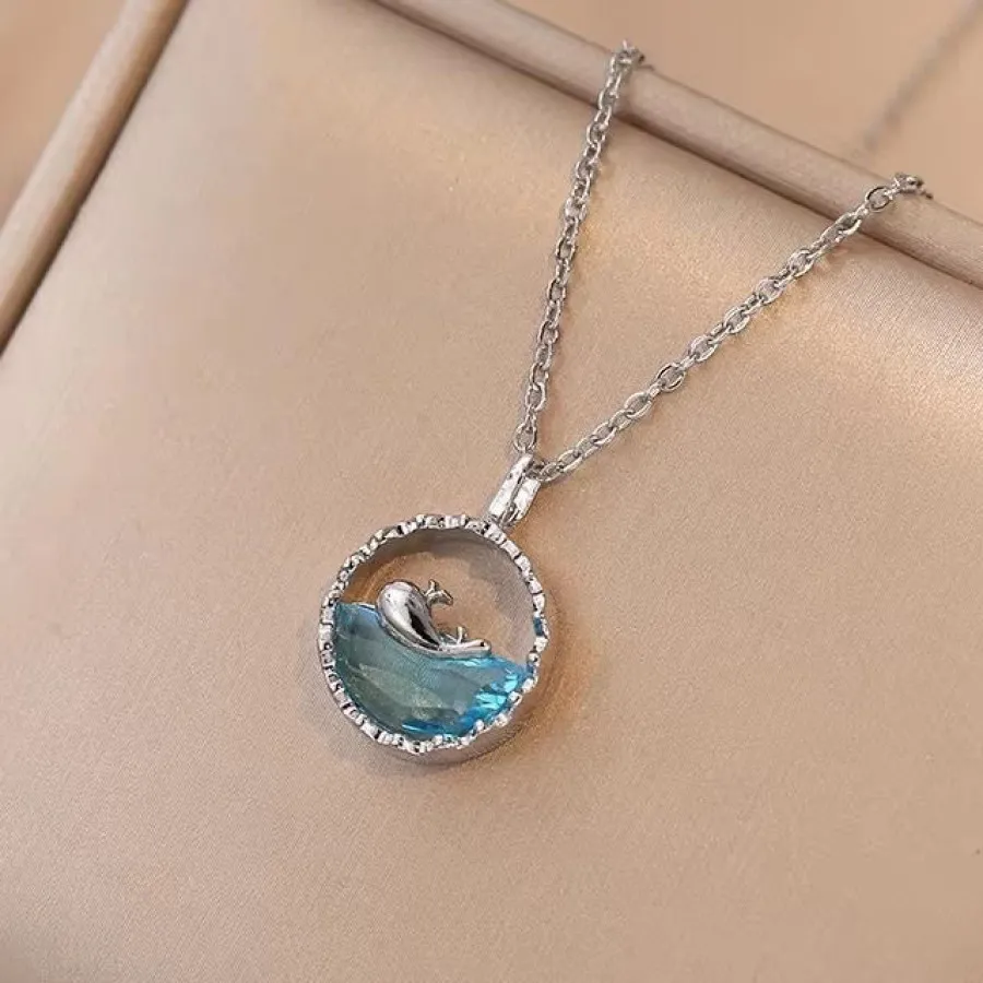 گردنبند وال دریا رنگ ثابت