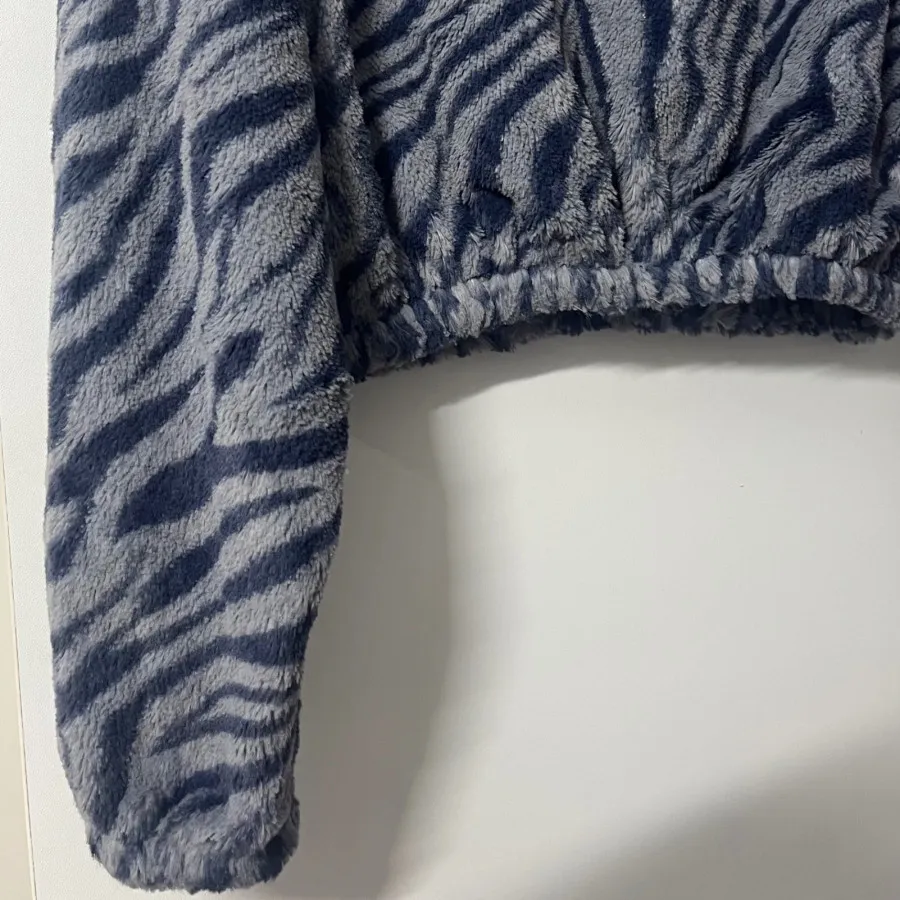 هودی کلاه دار خز