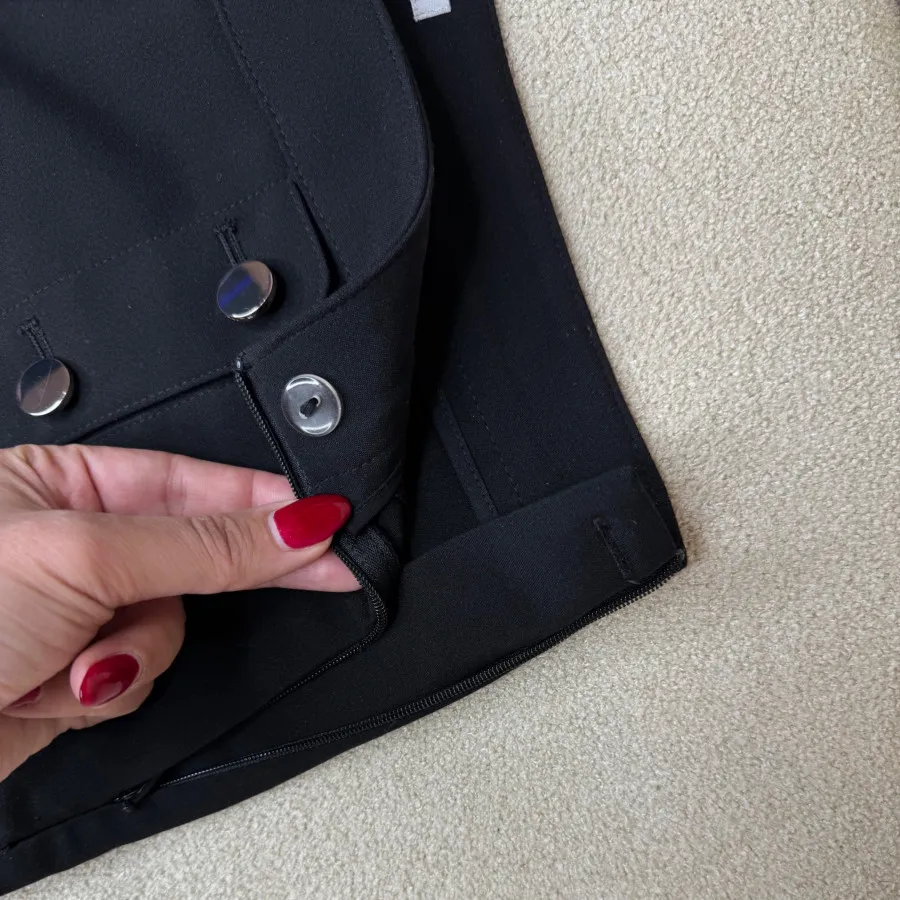 شلوارک H&M دکمه طلایی