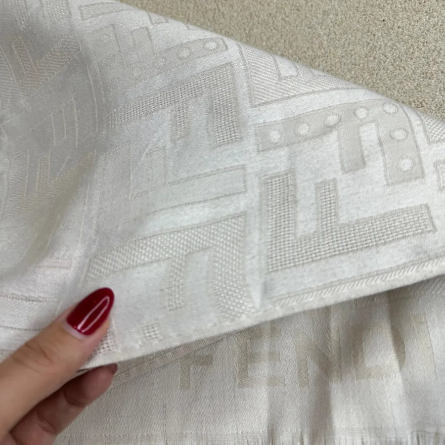 شال فندی وارداتی