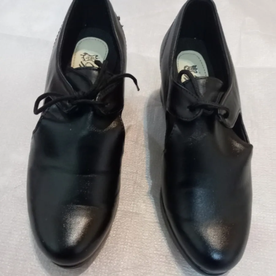 کفش رسمی و راحتی