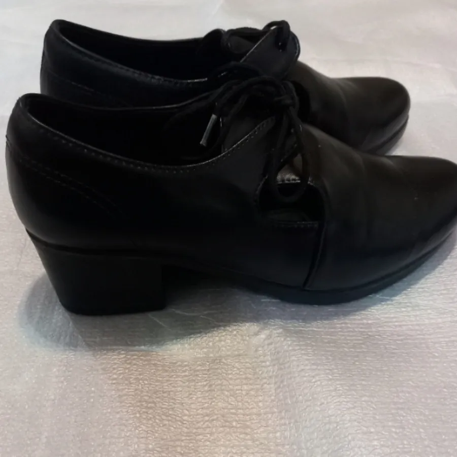 کفش رسمی و راحتی