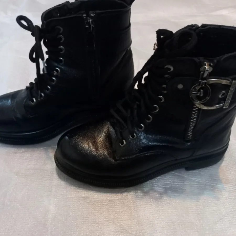 بوت چرم مصنوعی