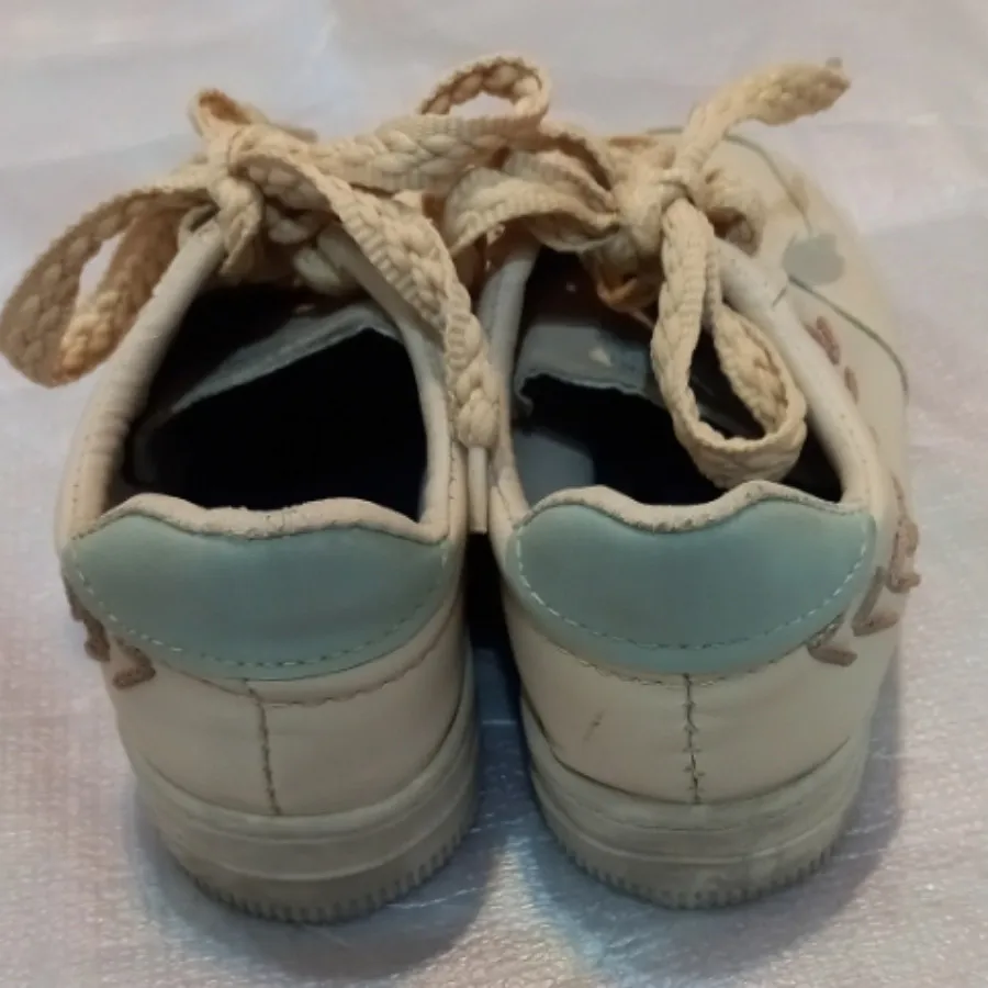 کتونی راحتی