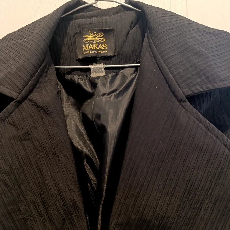 ترنچ کت استردار