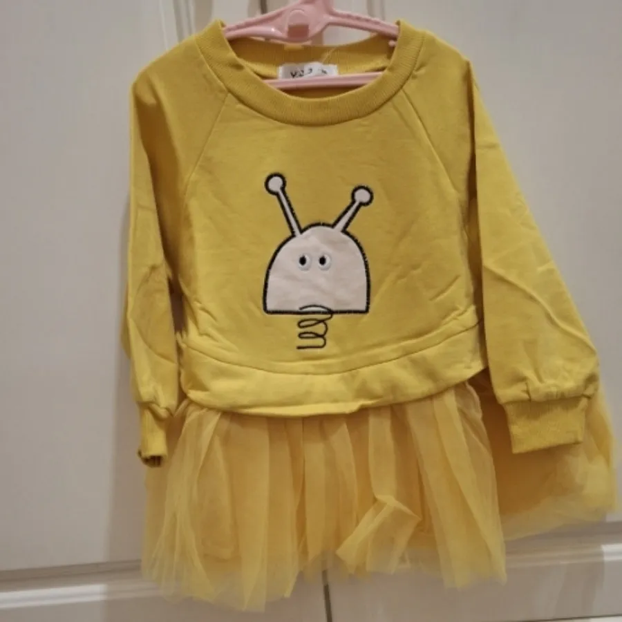 لباس بچگانه