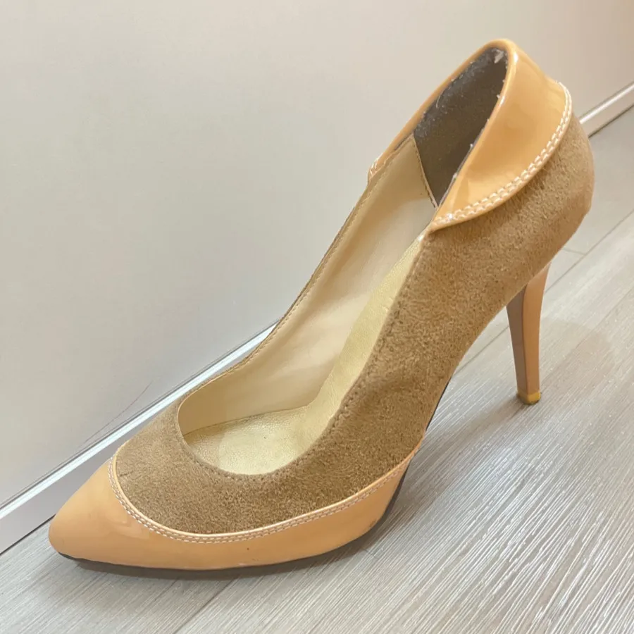 کفش نوک تیز پاشنه بلند