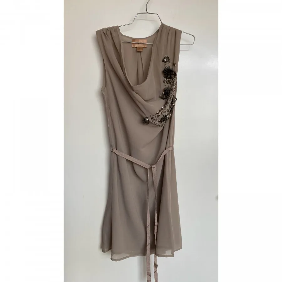 پیراهن اچ اند ام