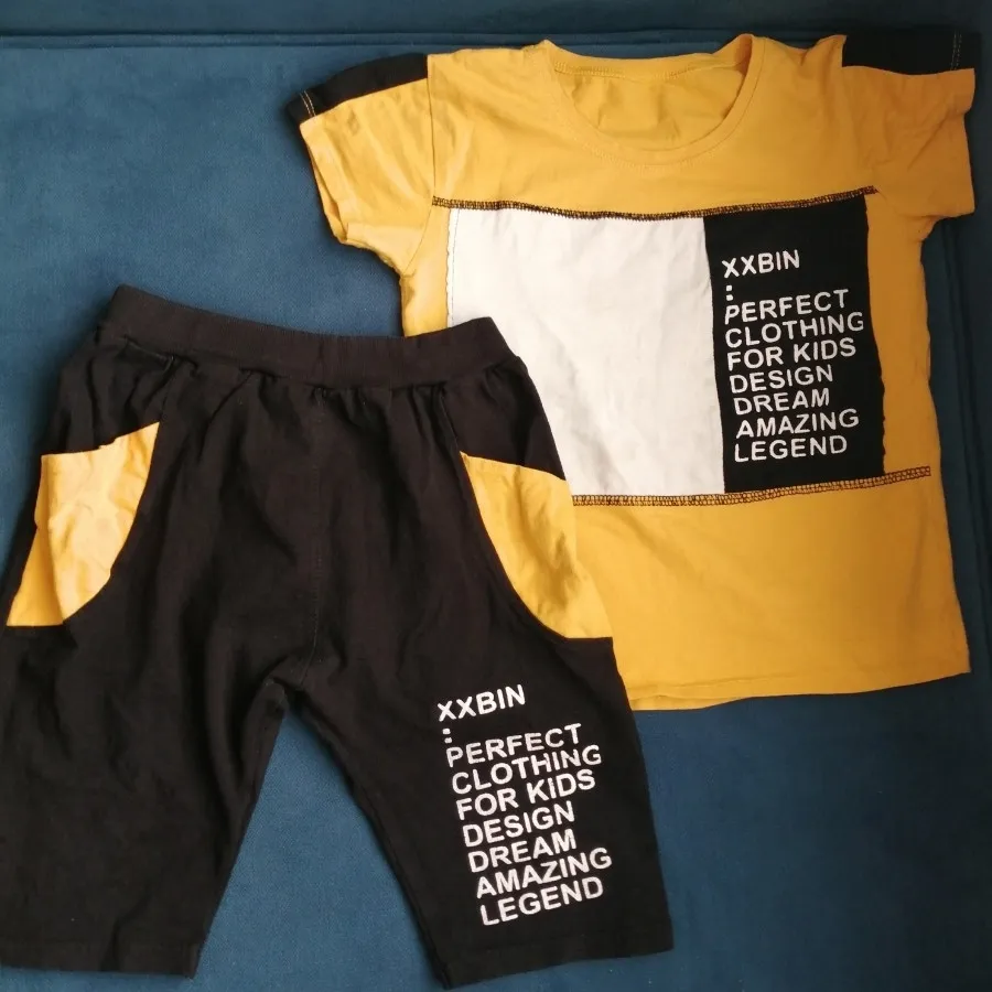 لباس بچگانه