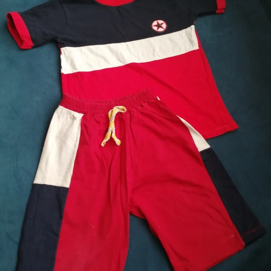 لباس بچگانه