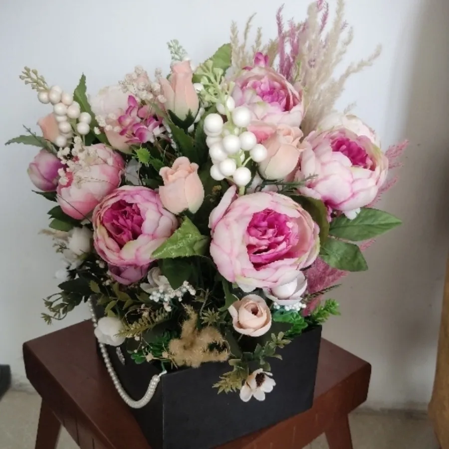 باکس گل پیونی