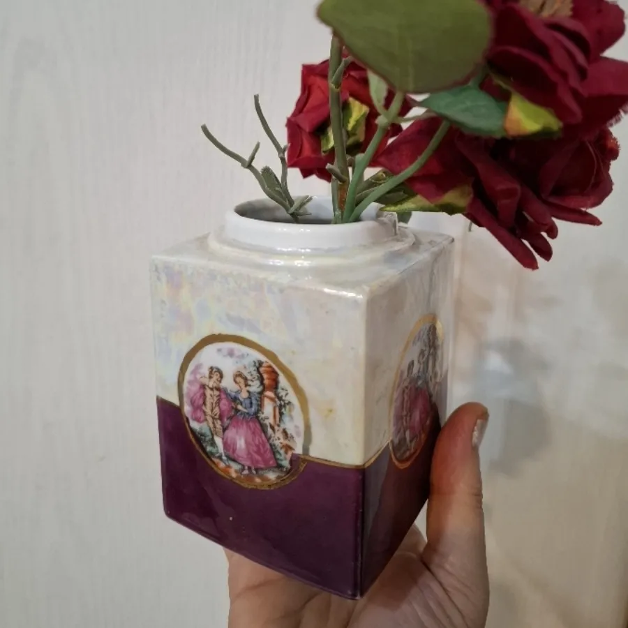 گلدان قدیمی