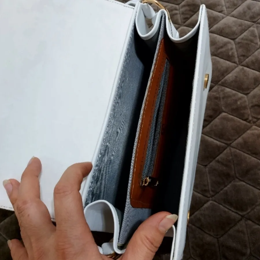 کیف سفید مجلسی