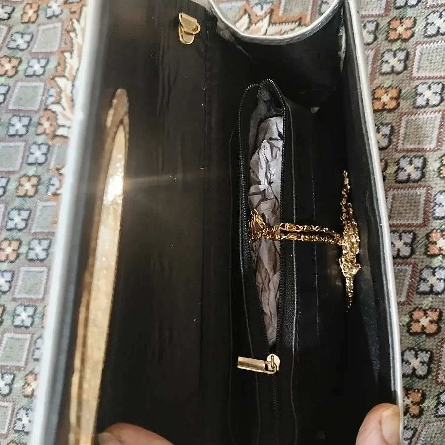 کیف کاملا نو