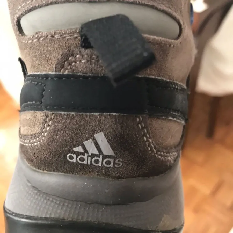 کفش کوه سبک