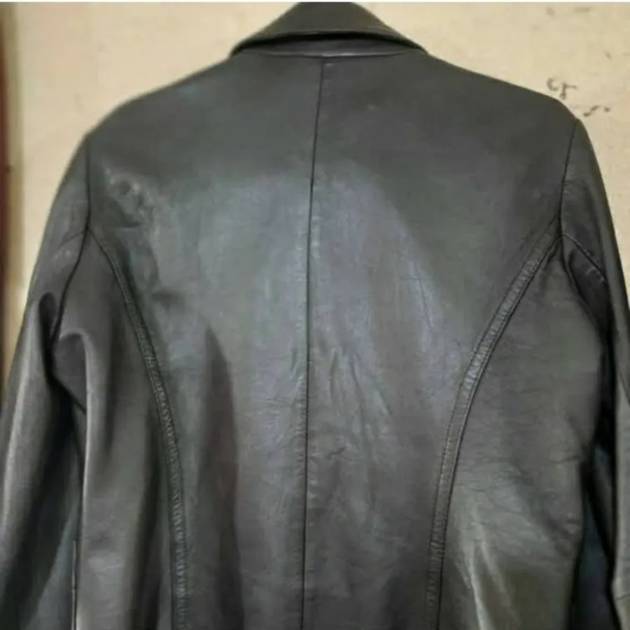 کت چرم زنانه